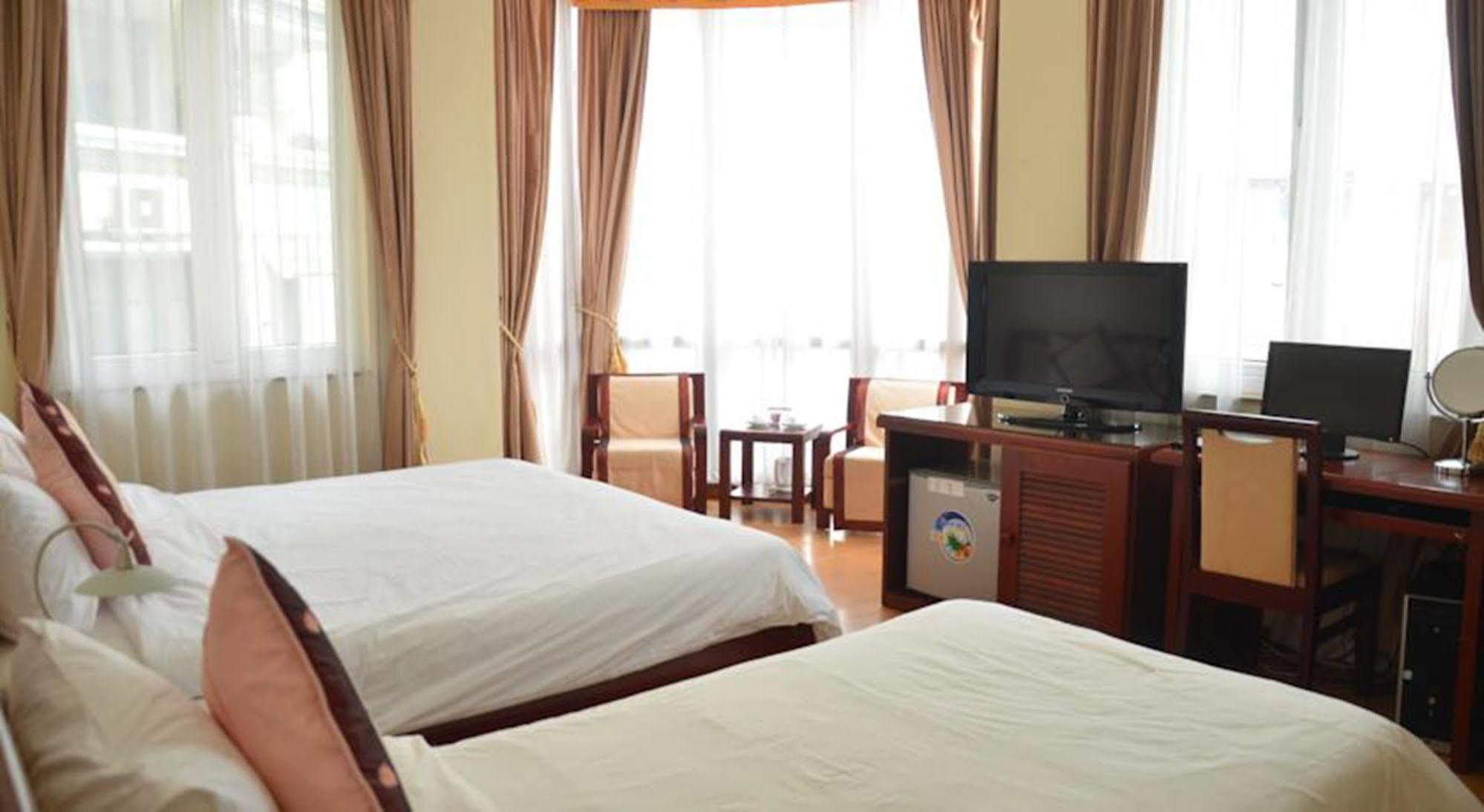 Camellia 4 Hotel 河内 外观 照片